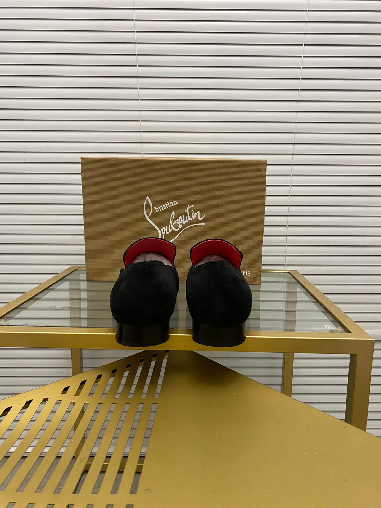 (Customized model) Ex-factory price is 500. christian louboutin (CL red sole shoes) counter series, casual sneakers for couples 📢 📢 📢 Exclusive hot style release 🎈🎈💪 Movable latex feet 👻 Finished outsole line [Proud] 😝Female 35-40# Male 38#-46, global supply😝 [Top version]: Original imported genuine leather upper, top original leather lining, original molded TPU outsole, original 1:1 detail processing, original shoe last,